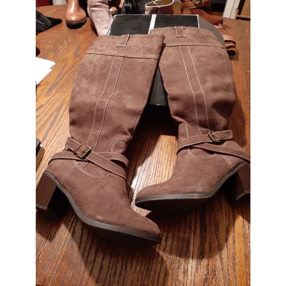 Size 9.5 New Directions Friar Brown Boots Chunky Stacked Heel Side Zip Tall Boot